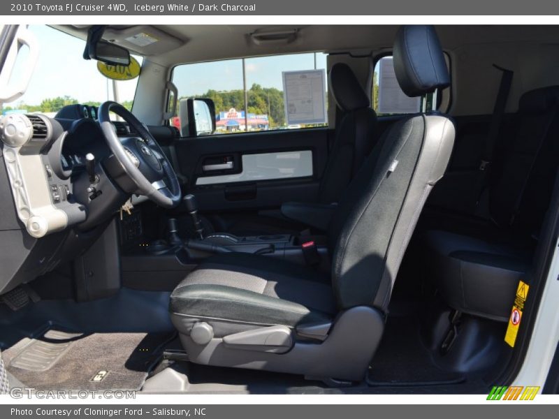 Iceberg White / Dark Charcoal 2010 Toyota FJ Cruiser 4WD