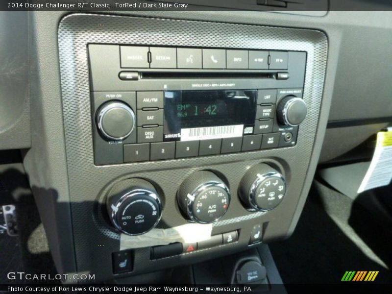 Controls of 2014 Challenger R/T Classic