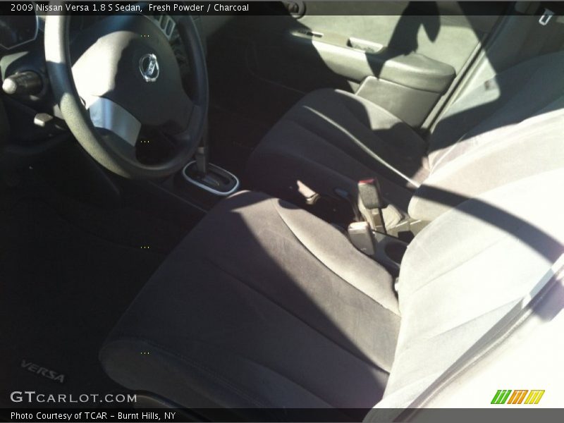 Fresh Powder / Charcoal 2009 Nissan Versa 1.8 S Sedan