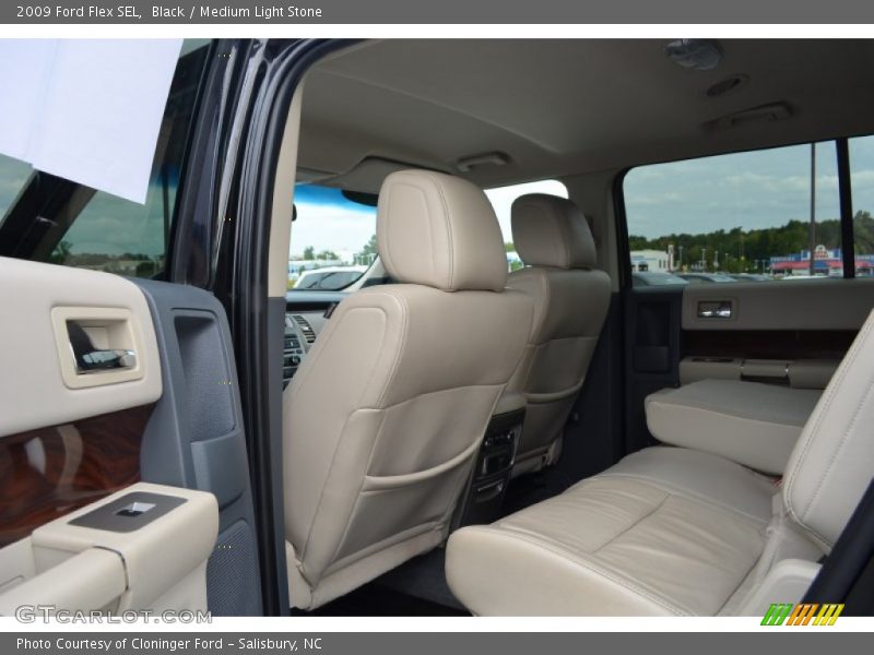 Black / Medium Light Stone 2009 Ford Flex SEL