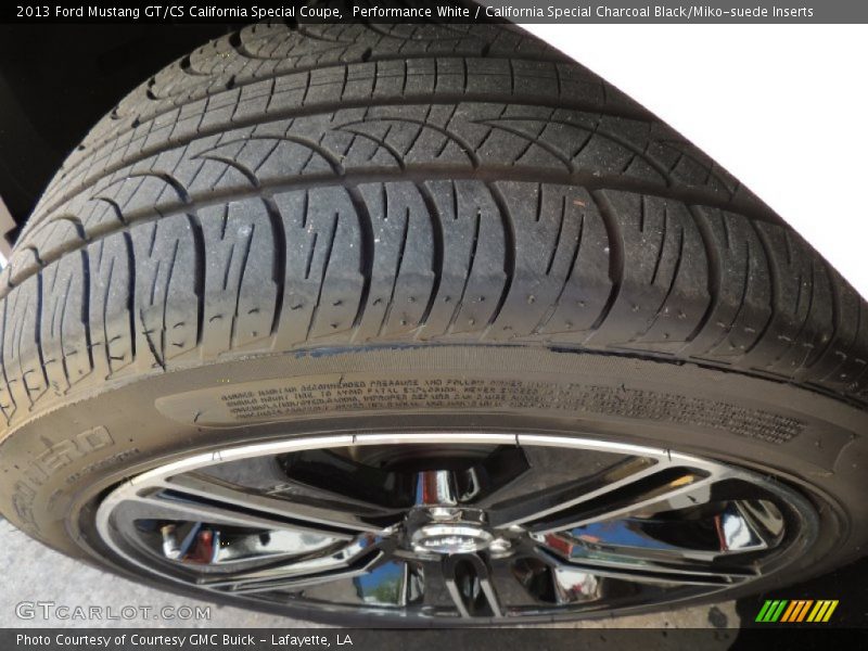 Performance White / California Special Charcoal Black/Miko-suede Inserts 2013 Ford Mustang GT/CS California Special Coupe