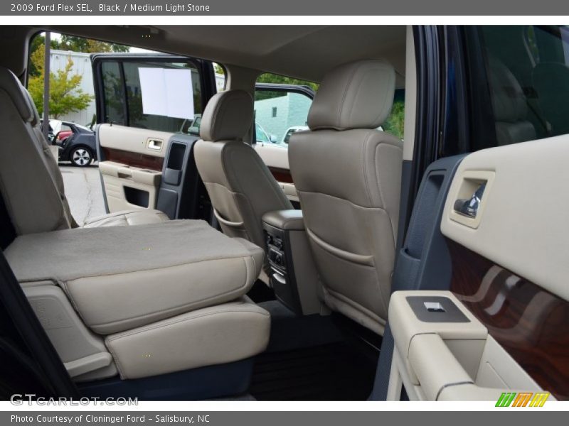 Black / Medium Light Stone 2009 Ford Flex SEL