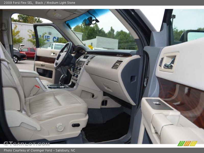 Black / Medium Light Stone 2009 Ford Flex SEL