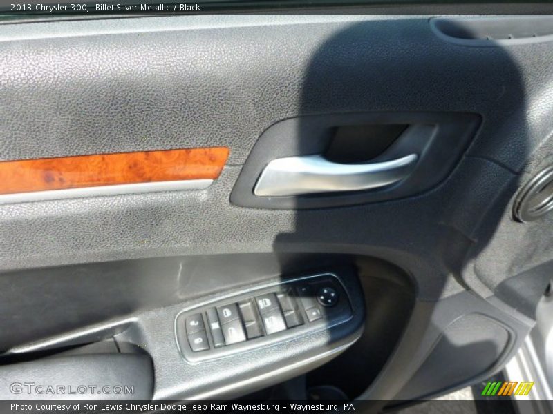 Billet Silver Metallic / Black 2013 Chrysler 300