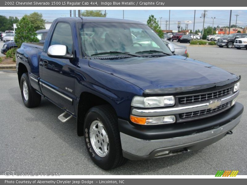 Front 3/4 View of 2002 Silverado 1500 LS Regular Cab 4x4