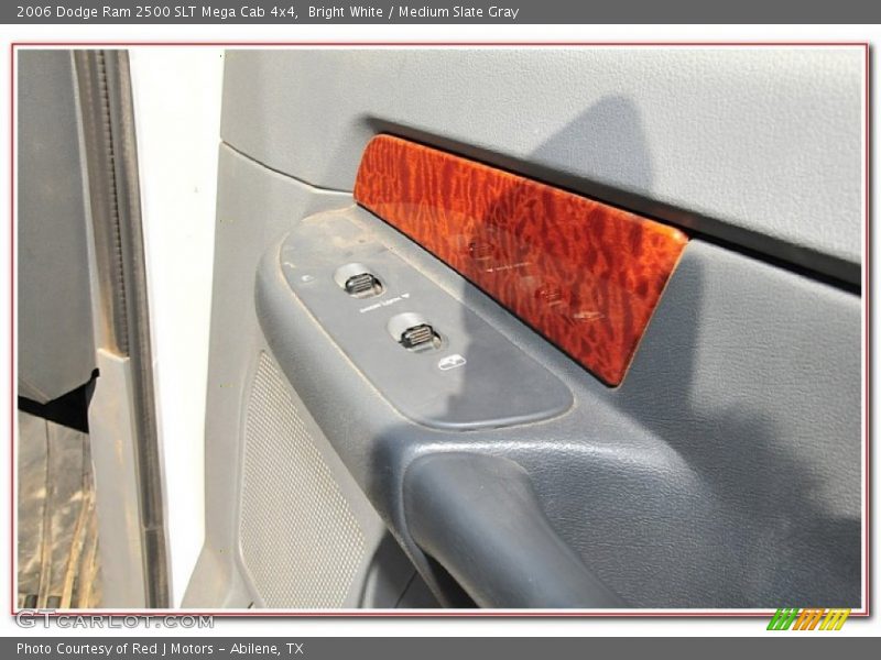 Bright White / Medium Slate Gray 2006 Dodge Ram 2500 SLT Mega Cab 4x4
