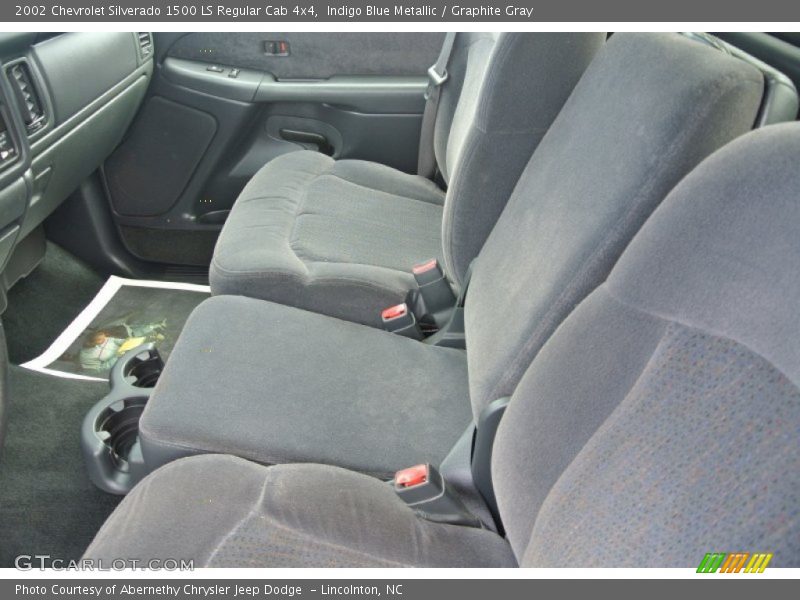 Indigo Blue Metallic / Graphite Gray 2002 Chevrolet Silverado 1500 LS Regular Cab 4x4