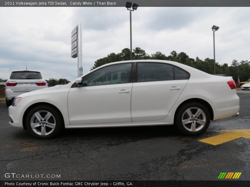 Candy White / Titan Black 2011 Volkswagen Jetta TDI Sedan
