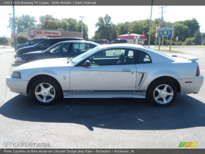 Silver Metallic / Dark Charcoal 2001 Ford Mustang V6 Coupe