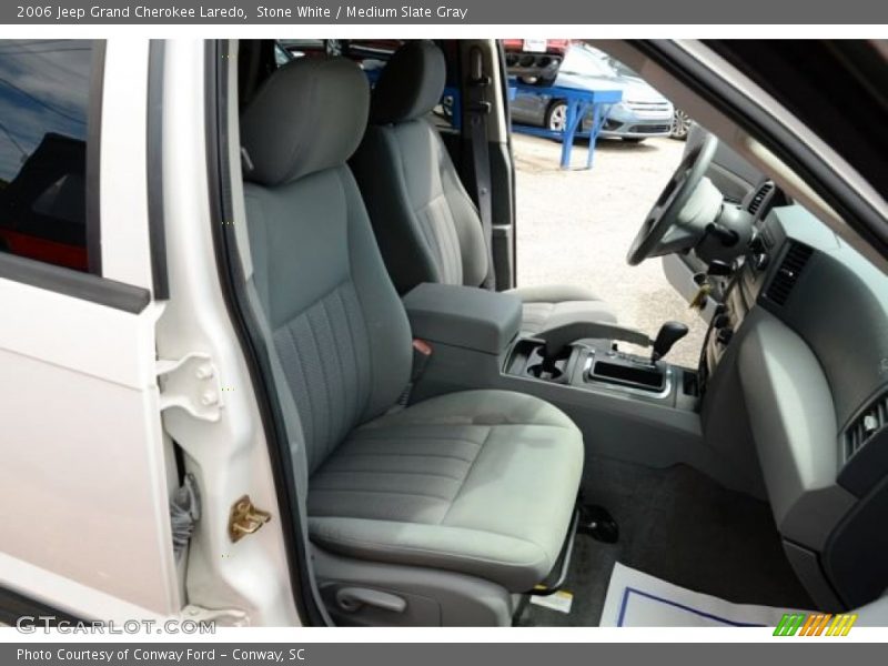 Stone White / Medium Slate Gray 2006 Jeep Grand Cherokee Laredo