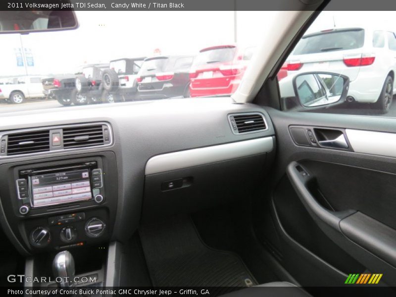 Candy White / Titan Black 2011 Volkswagen Jetta TDI Sedan