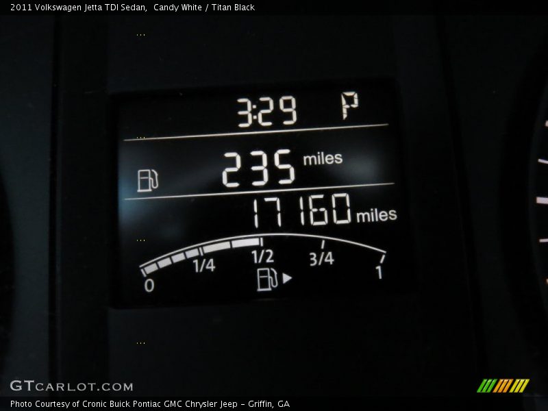 Candy White / Titan Black 2011 Volkswagen Jetta TDI Sedan