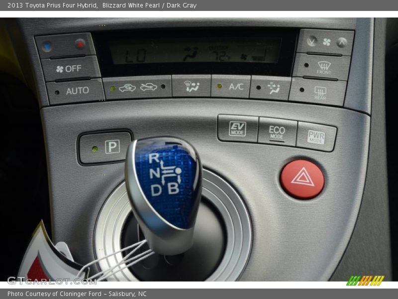 Blizzard White Pearl / Dark Gray 2013 Toyota Prius Four Hybrid