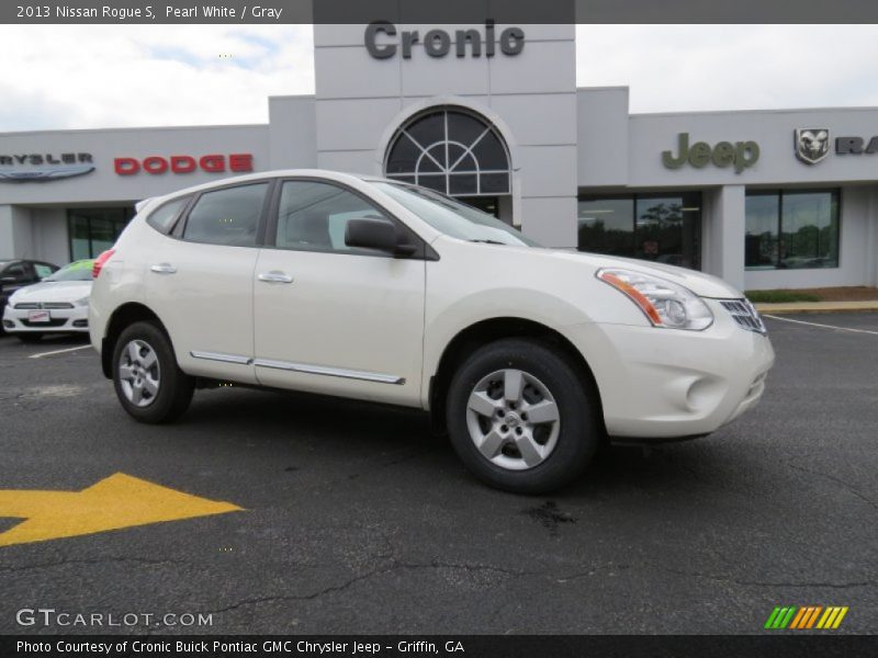 Pearl White / Gray 2013 Nissan Rogue S