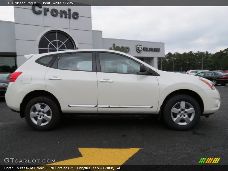 Pearl White / Gray 2013 Nissan Rogue S