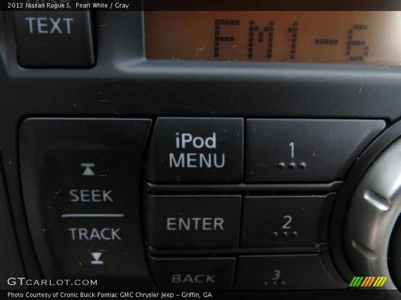 Pearl White / Gray 2013 Nissan Rogue S