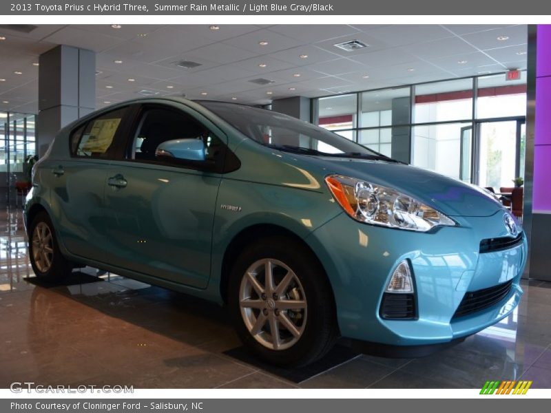 Summer Rain Metallic / Light Blue Gray/Black 2013 Toyota Prius c Hybrid Three