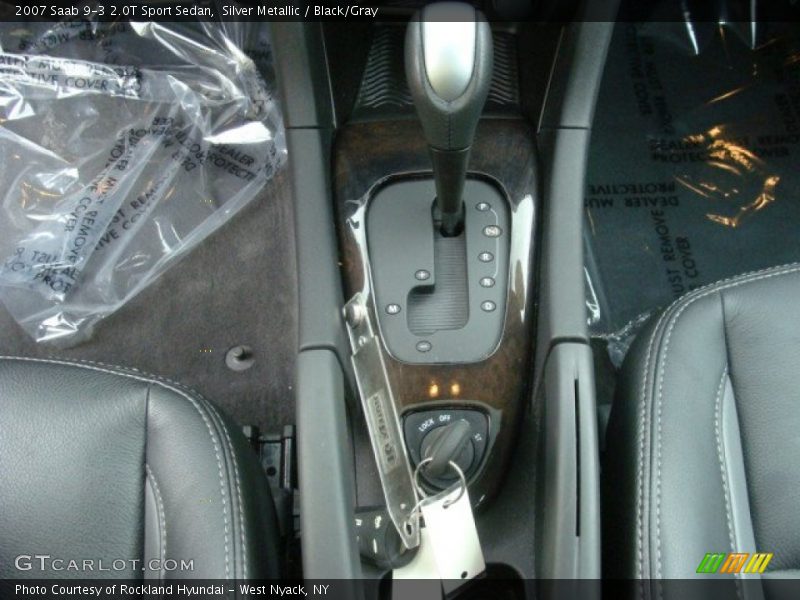  2007 9-3 2.0T Sport Sedan 5 Speed Sentronic Automatic Shifter