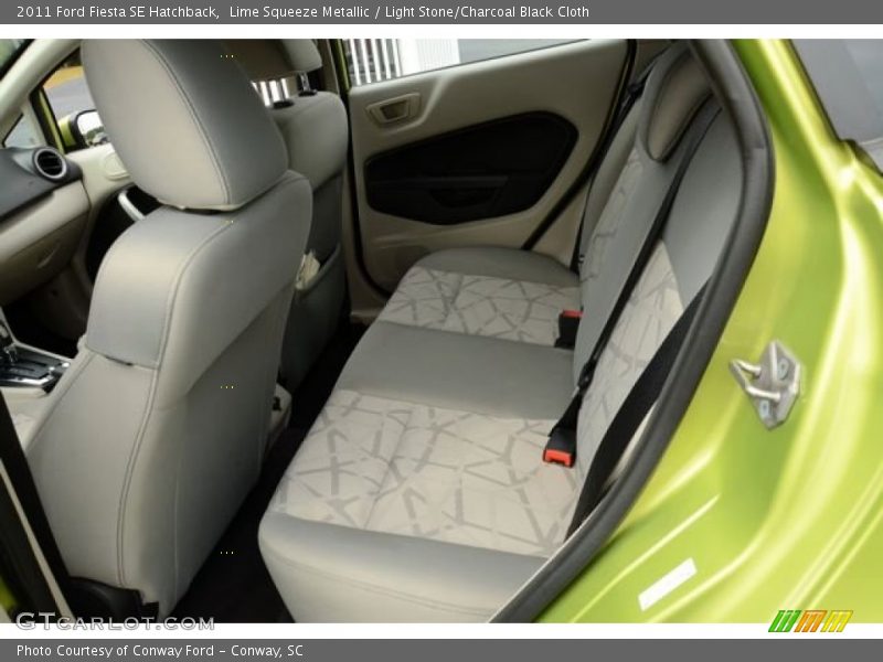 Lime Squeeze Metallic / Light Stone/Charcoal Black Cloth 2011 Ford Fiesta SE Hatchback