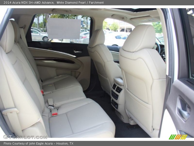 Rear Seat of 2014 MDX SH-AWD Advance