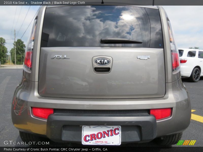 Shadow Black / Black Soul Logo Cloth 2010 Kia Soul +