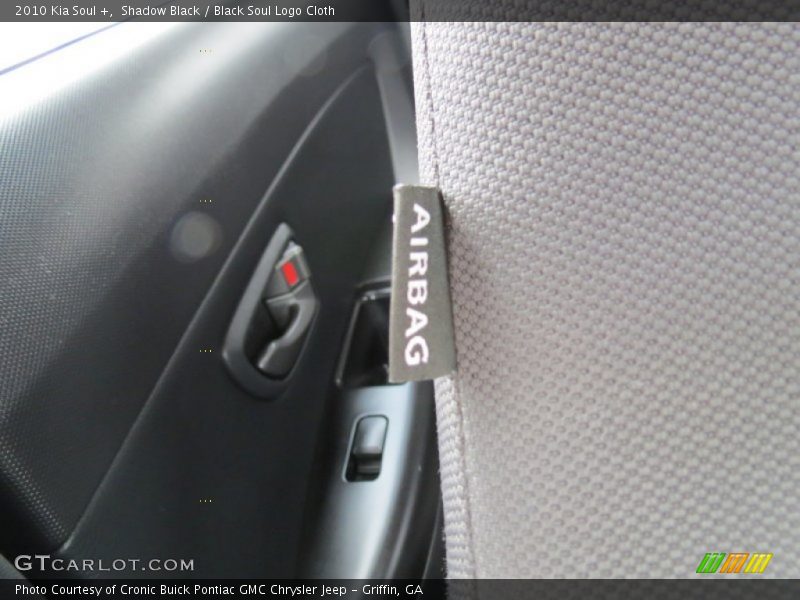 Shadow Black / Black Soul Logo Cloth 2010 Kia Soul +
