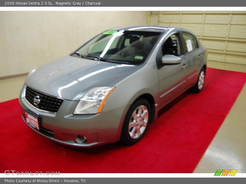 Magnetic Gray / Charcoal 2009 Nissan Sentra 2.0 SL