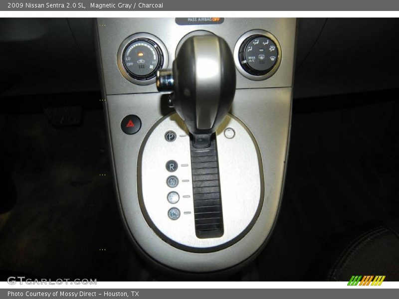 Magnetic Gray / Charcoal 2009 Nissan Sentra 2.0 SL