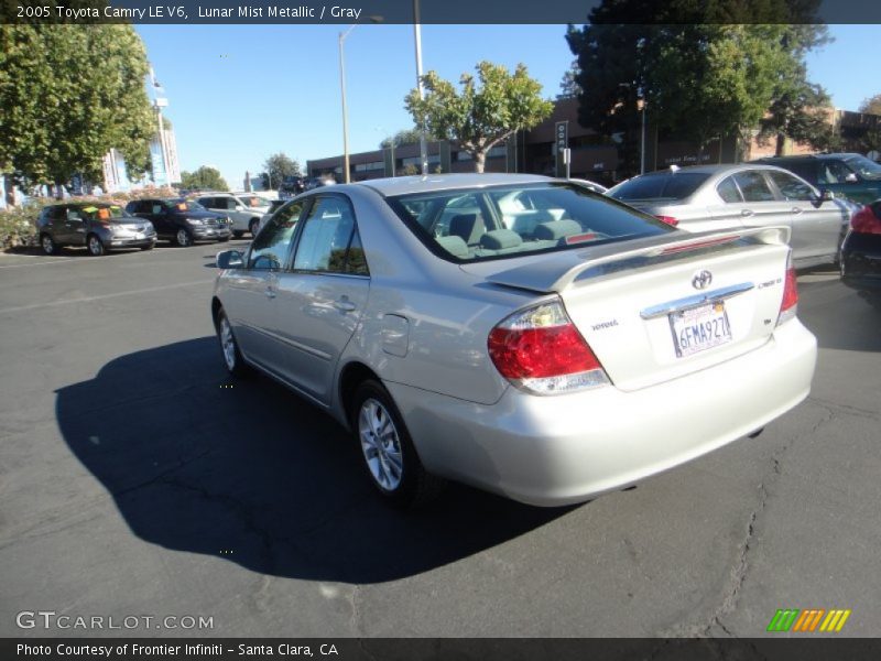 Lunar Mist Metallic / Gray 2005 Toyota Camry LE V6