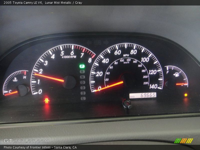 Lunar Mist Metallic / Gray 2005 Toyota Camry LE V6