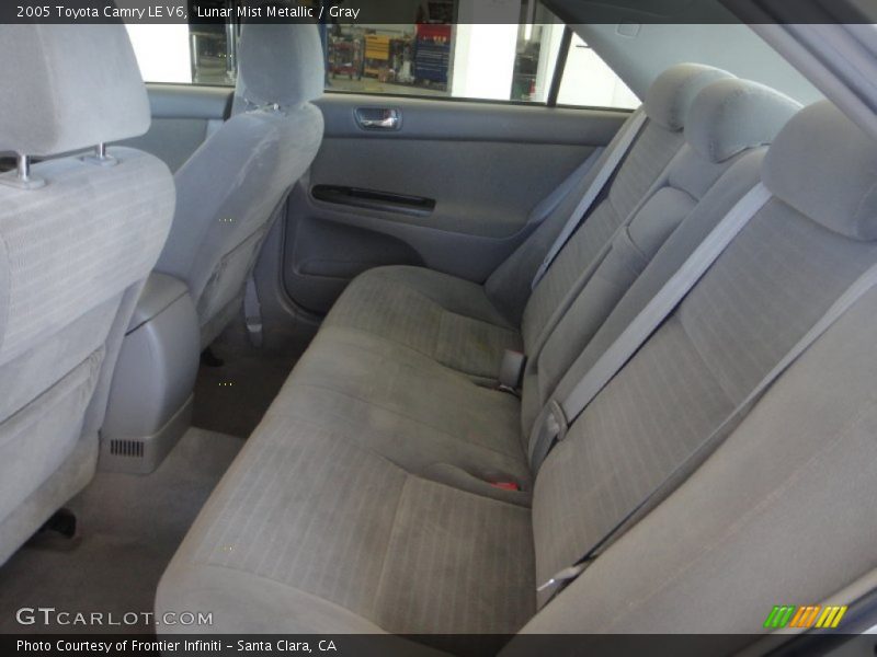 Lunar Mist Metallic / Gray 2005 Toyota Camry LE V6