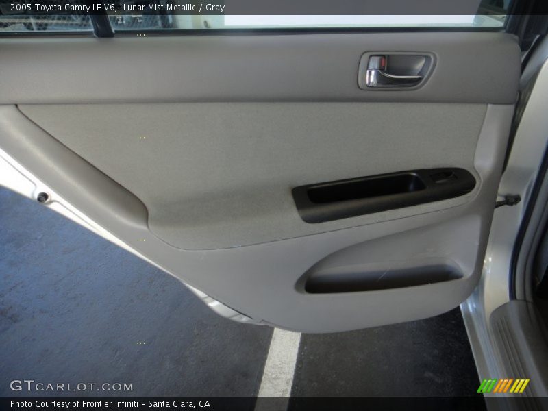 Lunar Mist Metallic / Gray 2005 Toyota Camry LE V6
