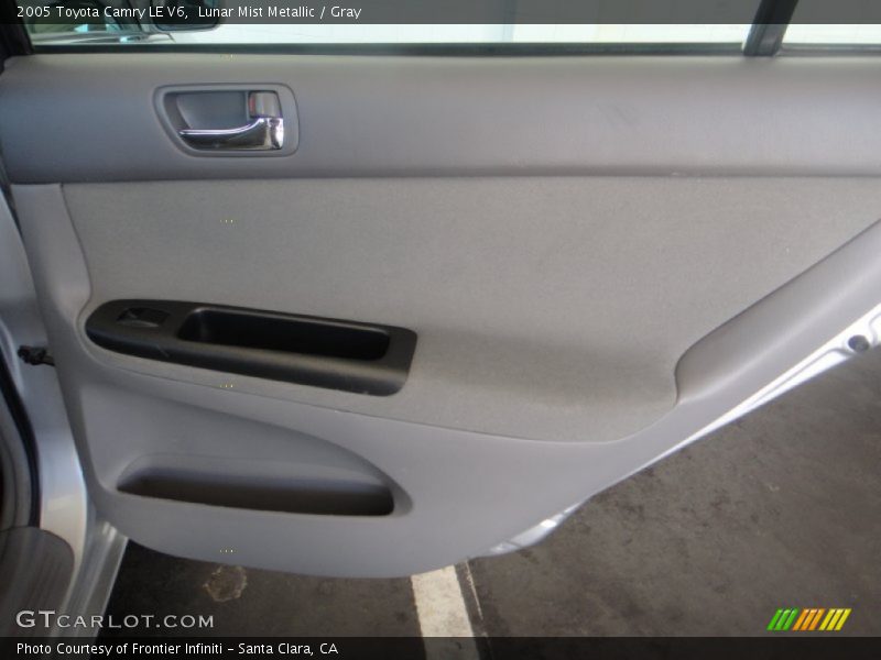 Lunar Mist Metallic / Gray 2005 Toyota Camry LE V6