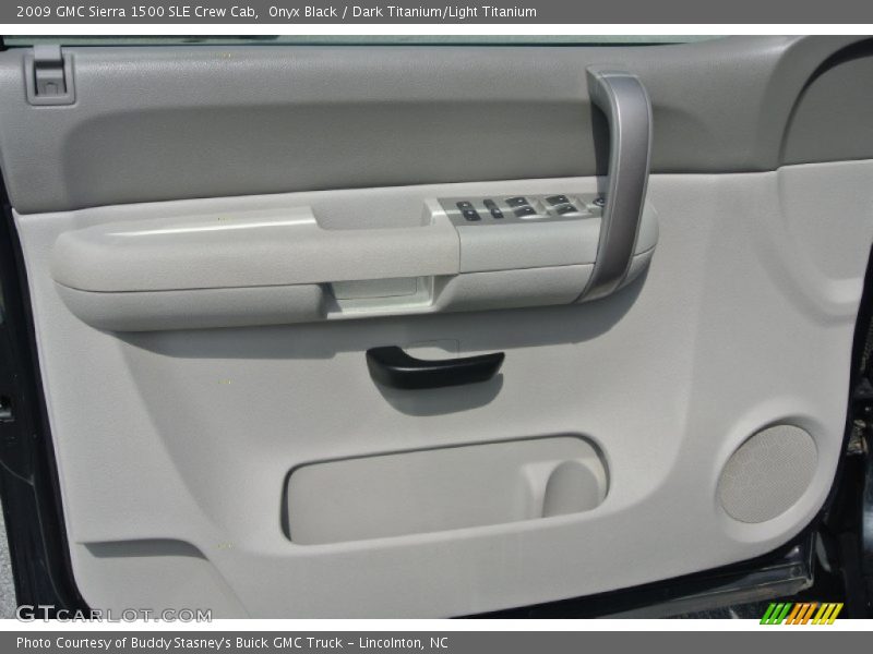 Onyx Black / Dark Titanium/Light Titanium 2009 GMC Sierra 1500 SLE Crew Cab
