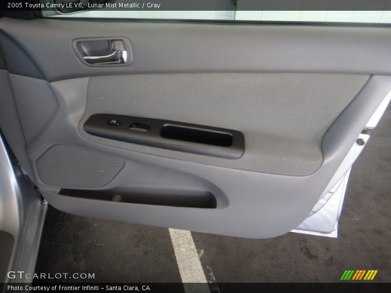 Lunar Mist Metallic / Gray 2005 Toyota Camry LE V6