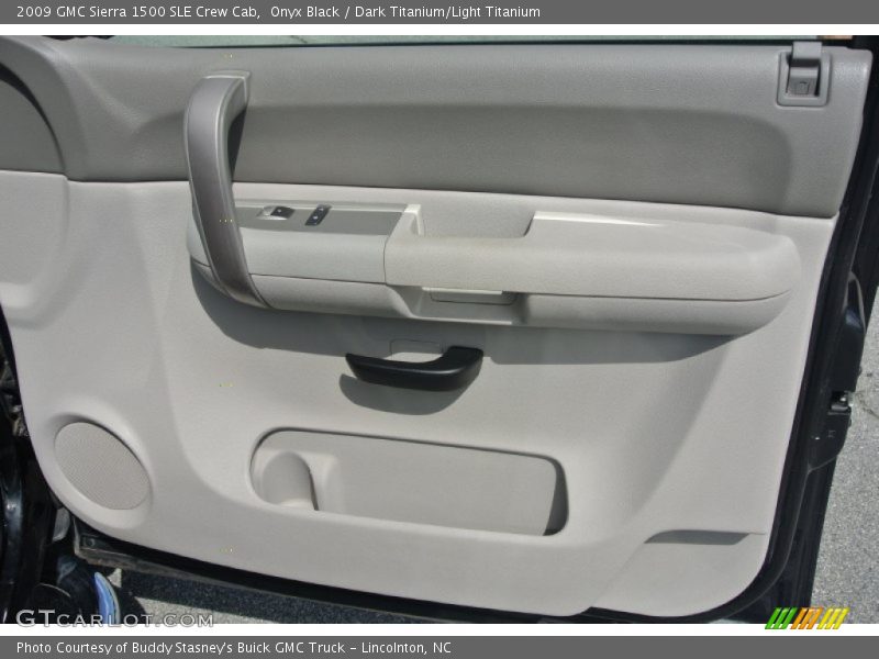 Onyx Black / Dark Titanium/Light Titanium 2009 GMC Sierra 1500 SLE Crew Cab
