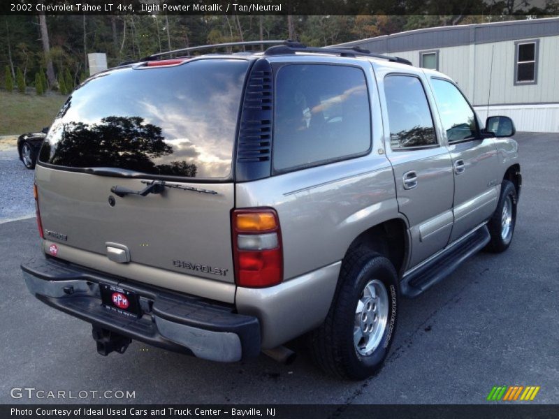 Light Pewter Metallic / Tan/Neutral 2002 Chevrolet Tahoe LT 4x4