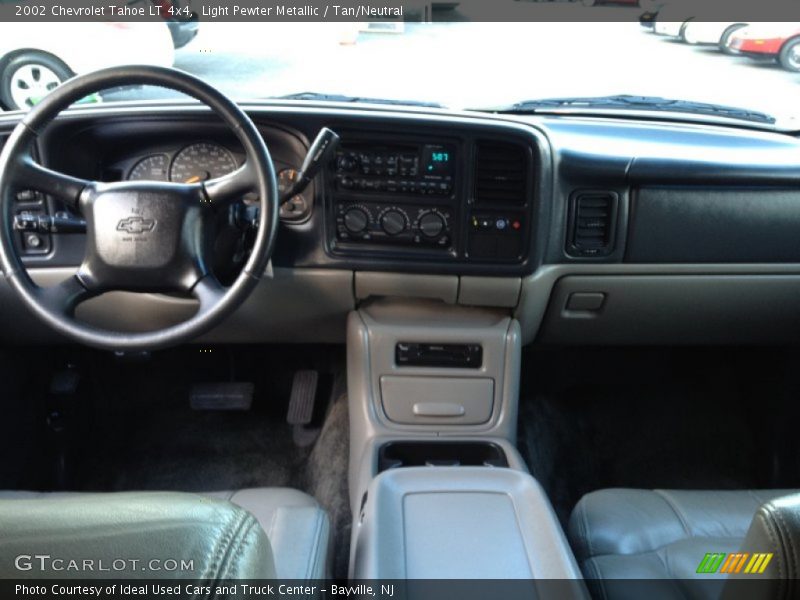 Light Pewter Metallic / Tan/Neutral 2002 Chevrolet Tahoe LT 4x4