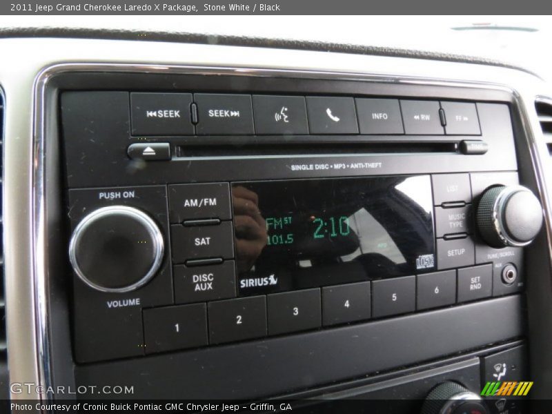 Stone White / Black 2011 Jeep Grand Cherokee Laredo X Package