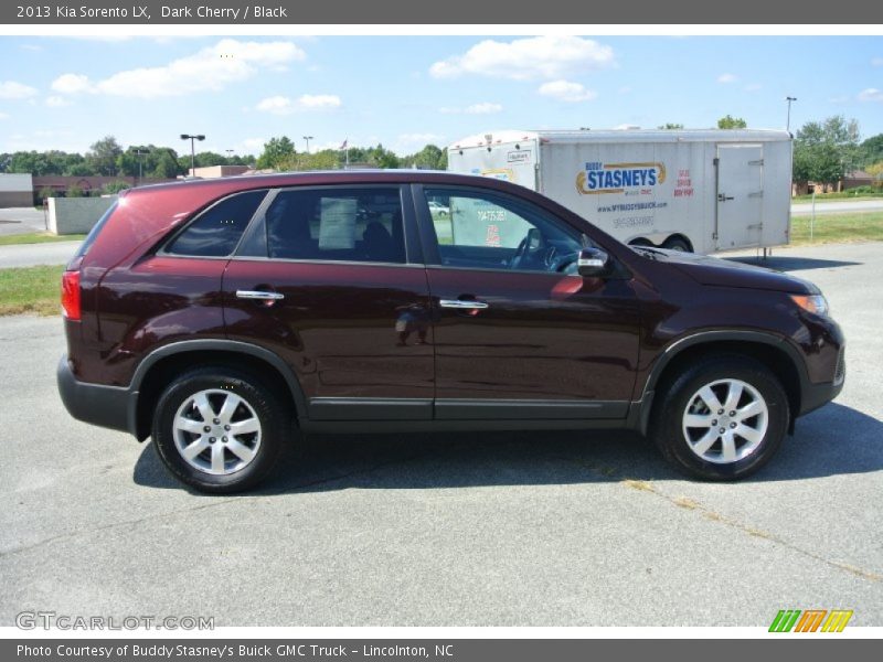 Dark Cherry / Black 2013 Kia Sorento LX