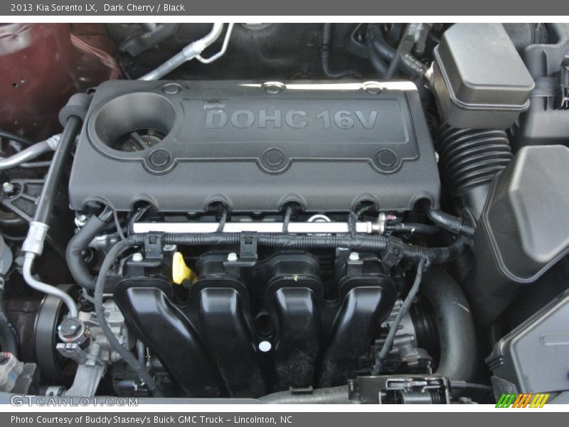 Dark Cherry / Black 2013 Kia Sorento LX
