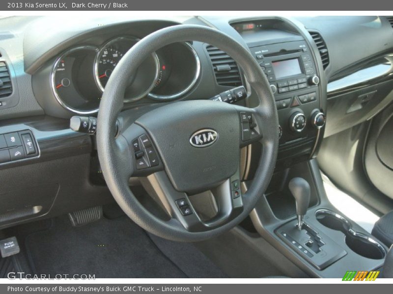 Dark Cherry / Black 2013 Kia Sorento LX