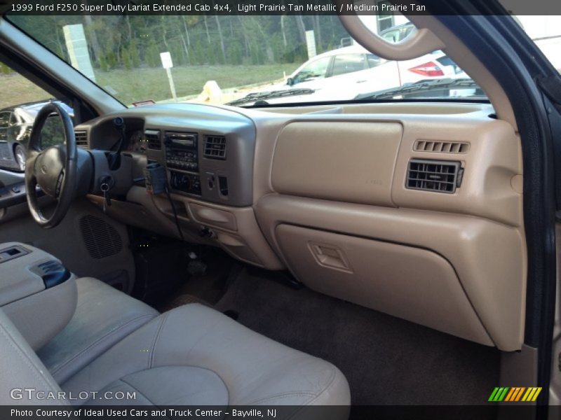 Light Prairie Tan Metallic / Medium Prairie Tan 1999 Ford F250 Super Duty Lariat Extended Cab 4x4