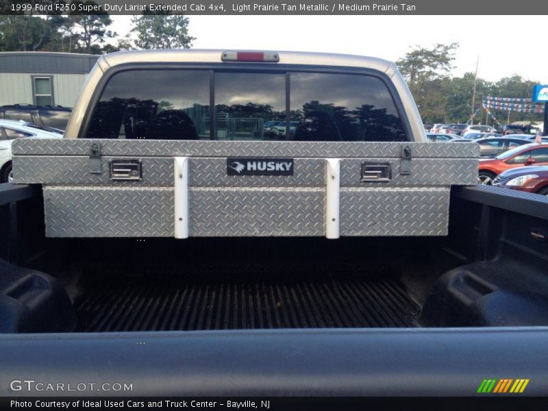 Light Prairie Tan Metallic / Medium Prairie Tan 1999 Ford F250 Super Duty Lariat Extended Cab 4x4