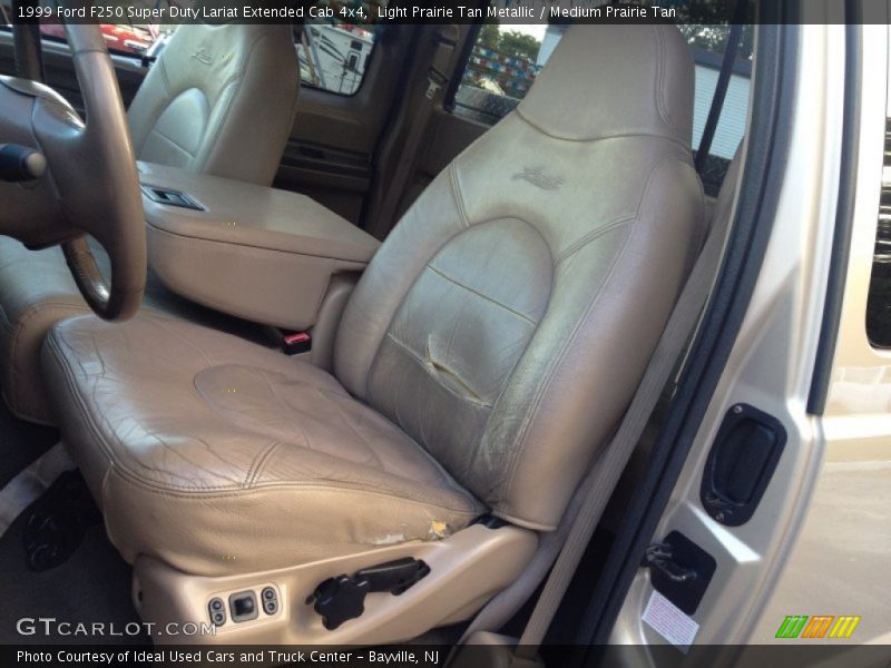Light Prairie Tan Metallic / Medium Prairie Tan 1999 Ford F250 Super Duty Lariat Extended Cab 4x4