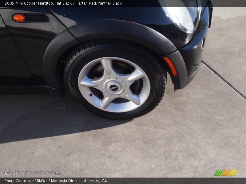 Jet Black / Tartan Red/Panther Black 2005 Mini Cooper Hardtop