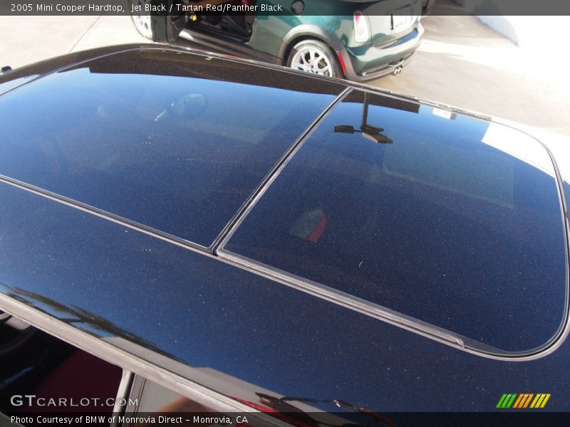 Jet Black / Tartan Red/Panther Black 2005 Mini Cooper Hardtop