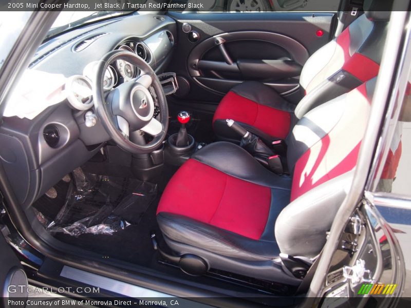 Jet Black / Tartan Red/Panther Black 2005 Mini Cooper Hardtop