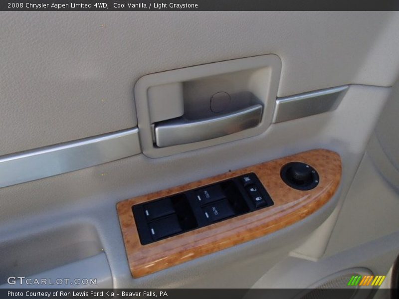 Cool Vanilla / Light Graystone 2008 Chrysler Aspen Limited 4WD