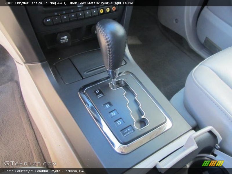 Linen Gold Metallic Pearl / Light Taupe 2006 Chrysler Pacifica Touring AWD